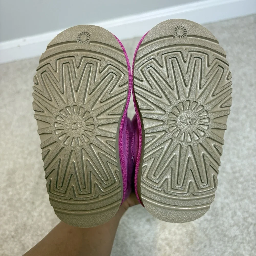 New UGG Classic Jona Luxury Boot Dark Peony Pink Toddler Sz 6 Baby Girl